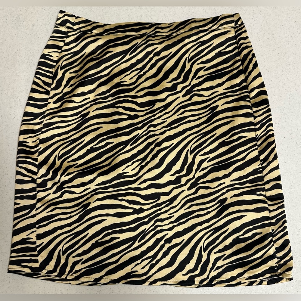 Sincerely Jules Zebra Print Mini Skirt Juniors Size S NWT